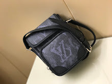 Premium Women's Shoulder Bag - Designer Luxury Fashion Accessory - NM4956