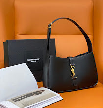 Chic Designer Crossbody Purse - Premium Luxury Women's Style - NM3210