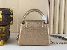Premium Leather Shoulder Bag - Elegant Women's Designer Handbag - NM4373