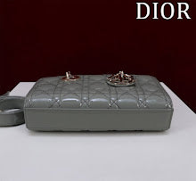 Chic Women's Shoulder Handbag - Luxury Premium Designer Style - NM7332