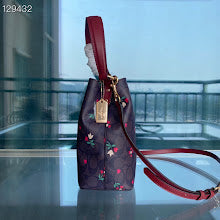 New Designer Iconic Shoulder Bag - Luxury Women's Premium Fashion - NM6424