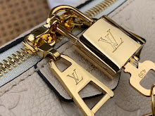 Designer Iconic Shoulder Bag - Luxury Women's Premium Fashion - NM4527