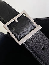 Designer Heritage Top Handle Bag - Premium Luxury Women's Fashion - NM3701