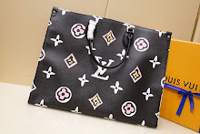 Premium Women's Tote Bag - Luxury Designer Fashion Handbag - NM4785