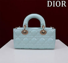 Designer Iconic Shoulder Bag - Luxury Women's Premium Fashion - NM7483