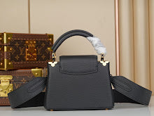 Premium Heritage Tote Bag - Elegant Women's Luxury Designer Style - NM4140