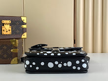 Designer Iconic Shoulder Bag - Luxury Women's Premium Fashion - NM4625