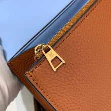 Premium Women's Tote Bag - Luxury Designer Fashion Handbag - NM4098