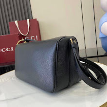 Chic Women's Designer Tote - Luxury Premium Handbag Style - NM3951
