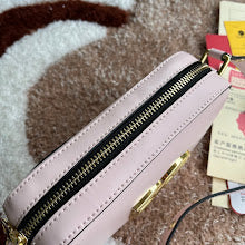 Premium Signature Shoulder Bag - Chic Women's Luxury Designer - NM7101