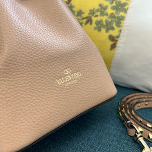 Premium Signature Shoulder Bag - Chic Women's Luxury Designer - NM2810