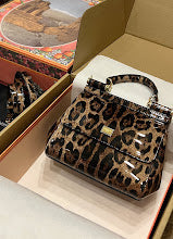 Premium Women's Crossbody Bag - Luxury Designer Fashion Accessory - NM6698