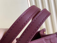 Luxury Designer Crossbody Bag for Women - Premium Fashion Handbag - NM4533