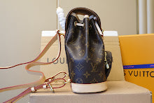 Chic Women's Designer Tote - Luxury Premium Handbag Style - NM4334