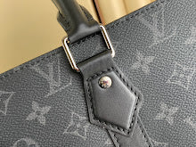 Designer Heritage Top Handle Bag - Premium Luxury Women's Fashion - NM4591