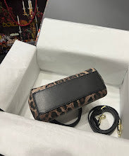 Chic Women's Shoulder Handbag - Luxury Premium Designer Style - NM7034