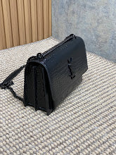 Luxury Monogram Top Handle Bag - Women's Elegant Designer Fashion - NM3453