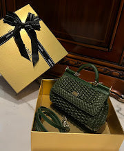 Premium Leather Crossbody Bag - Elegant Women's Designer Handbag - NM6907