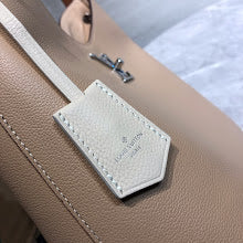Premium Heritage Tote Bag - Elegant Women's Luxury Designer Style - NM4283