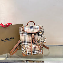 Luxury Iconic Crossbody Bag - Women's Elegant Designer Fashion - NM5495