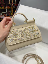 Chic Women's Crossbody Handbag - Luxury Premium Designer Style - NM7160