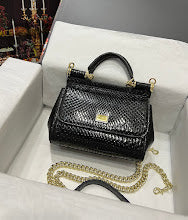 Premium Leather Crossbody Bag - Elegant Women's Designer Handbag - NM7130