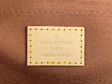 Premium Signature Crossbody - Chic Women's Luxury Designer Bag - NM4720