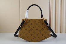 Chic Women's Crossbody Handbag - Luxury Premium Designer Style - NM4548
