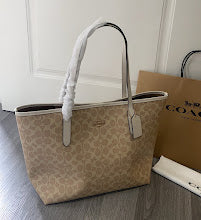 New Designer Iconic Shoulder Bag - Luxury Women's Premium Fashion - NM6516