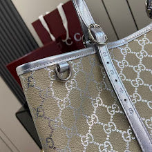 Chic Designer Satchel Bag - Luxury Women's Top Handle Handbag - NM4008