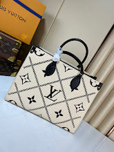 Chic Women's Crossbody Handbag - Luxury Premium Designer Style - NM4798