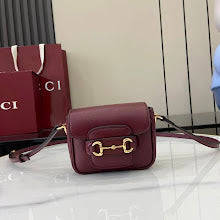 Luxury Iconic Crossbody Bag - Women's Elegant Designer Fashion - NM3950
