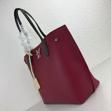 Luxury Structured Shoulder Bag - Women's Premium Designer Fashion - NM4226