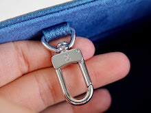 Chic Designer Shoulder Handbag - Premium Luxury Women's Style - NM4949