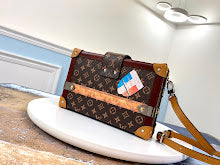 Chic Women's Crossbody Handbag - Luxury Premium Designer Style - NM4284
