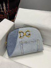 Chic Women's Designer Tote - Luxury Premium Handbag Style - NM6683