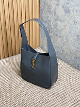 Chic Designer Crossbody Purse - Premium Luxury Women's Style - NM3405