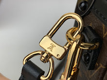 Luxury Monogram Shoulder Bag - Women's Elegant Designer Fashion - NM4479
