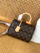 Chic Designer Tote Handbag - Luxury Premium Women's Fashion Bag - NM4776