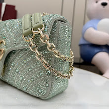 Premium Women's Shoulder Bag - Designer Luxury Fashion Accessory - NM4037