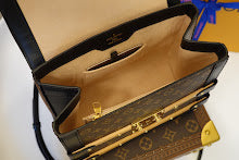Premium Signature Shoulder Bag - Chic Women's Luxury Designer - NM4847
