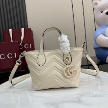 Chic Women's Shoulder Handbag - Luxury Premium Designer Style - NM4050