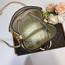 Luxury Designer Shoulder Bag for Women - Premium Fashion Handbag - NM4921
