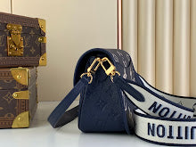Luxury Designer Shoulder Bag for Women - Premium Fashion Handbag - NM4639
