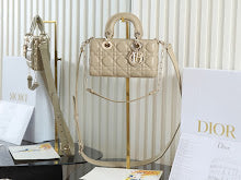 Luxury Monogram Top Handle Bag - Women's Elegant Designer Fashion - NM7373