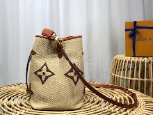 Premium Women's Shoulder Bag - Designer Luxury Fashion Accessory - NM5213
