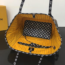 Designer Iconic Tote Handbag - Premium Luxury Women's Fashion - NM4496