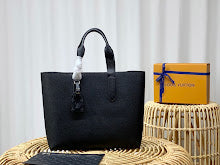 Designer Heritage Shoulder Bag - Premium Luxury Women's Handbag - NM4280