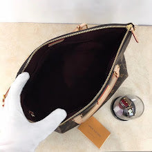 Premium Women's Shoulder Bag - Designer Luxury Fashion Accessory - NM4382
