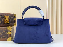 Luxury Signature Top Handle Bag - Elegant Women's Designer Handbag - NM4365